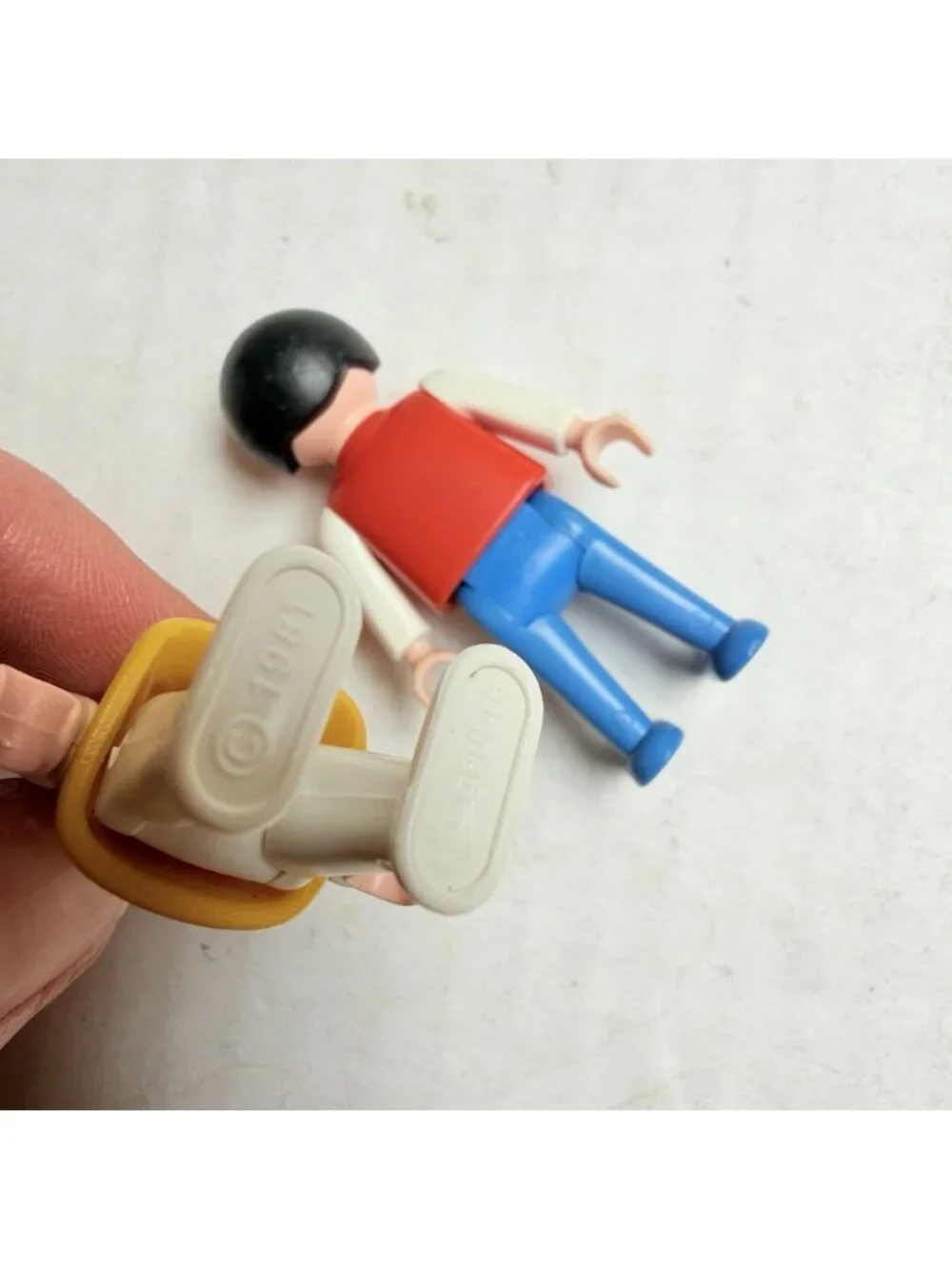 Lot of 8 Vintage 1974 1981 1996 1992 1990 Playmobil Geobra Figures
